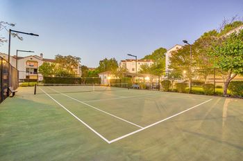 2 Tennis Courts